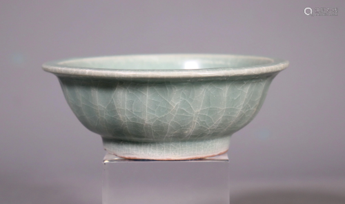 Chinese Longquan Blue-green Celadon Fish Porcelain