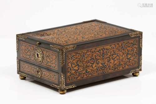 An Indo-Portuguese writing box