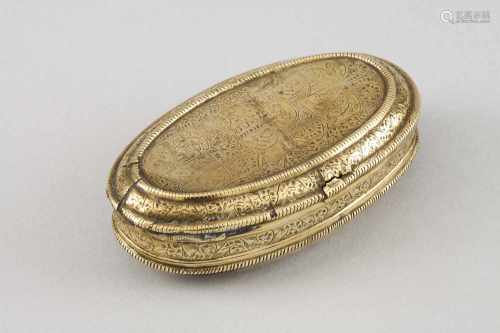 A snuff box