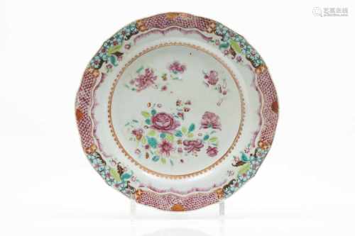 A scalloped plate