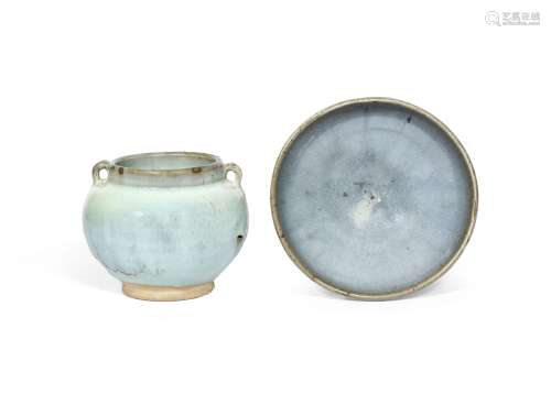 A Junyao bowl and a Junyao two-handled jar (2)