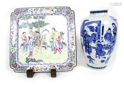 A Canton enamel square tray and a blue and white vase 19th century (3)