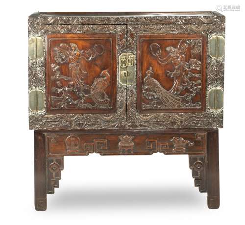 A hongmu 'ladies' large cabinet together with associated stand Late 19th/early 20th century