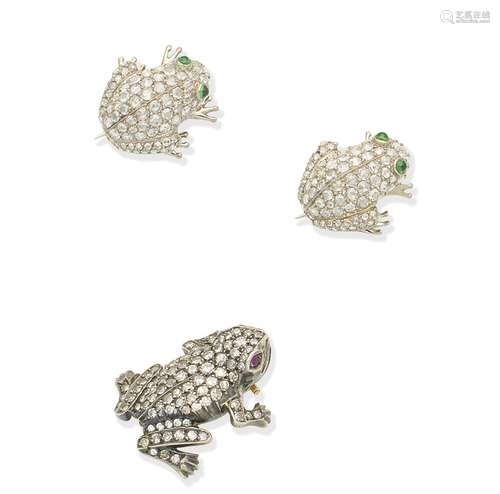 Three gem-set and diamond frog brooches (3)