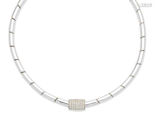 A diamond collar, by Piaget