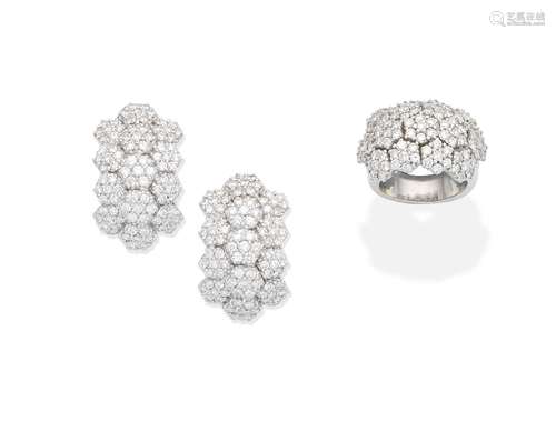 A diamond dress ring and earclip suite (2)