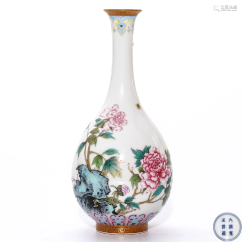 A Famille Rose Vase, Yongzheng Period