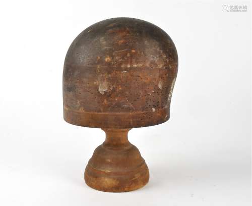 A treen hat block, circa 1900, height when assembled approximately 27cm