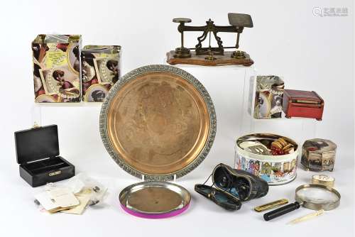 A mixed group of collectables including a pair of Thomas Harris & Son opera glasses, a 'Vibroplex'