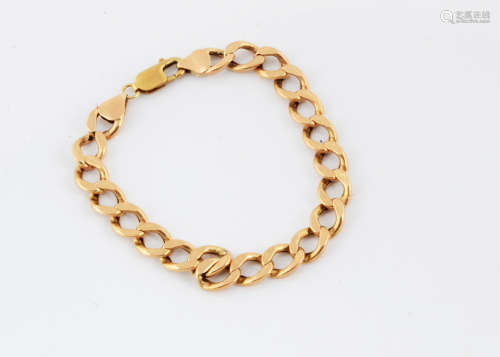 A 9ct gold curb link bracelet, 9g