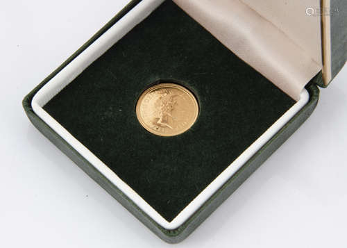 An Elizabeth II gold half sovereign, dated 2000, in box, proof like and UNC