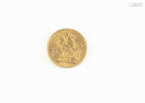 An Edward VII gold full sovereign, dated 1910, VF-EF