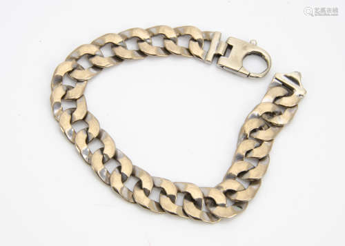 A 9ct white gold gentleman's curb link bracelet, with snap clasp, 23cm, 46g