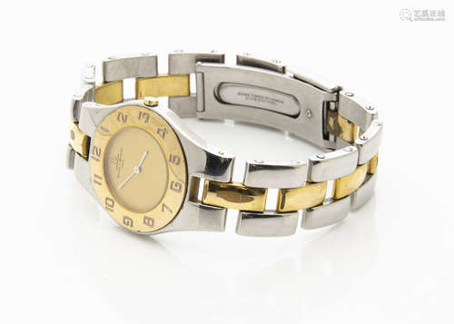 A modern Baume & Mercier stainless steel and gilt gentleman's mid-sized evening dress watch, 29mm