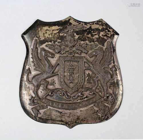 Indisches Prinzenwappen der Rajputendynastie als Plakette aus Silber, 1. H. 20. Jh., mit 2