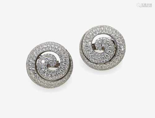 A Pair of Diamond Ear Studs