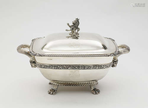 A large tureen