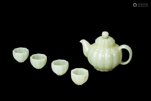 Qing Dynastyy - Set of Hetian Jade Tea Set