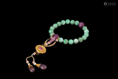 Qing Dynastyy - Jadeite Beads Bracelet