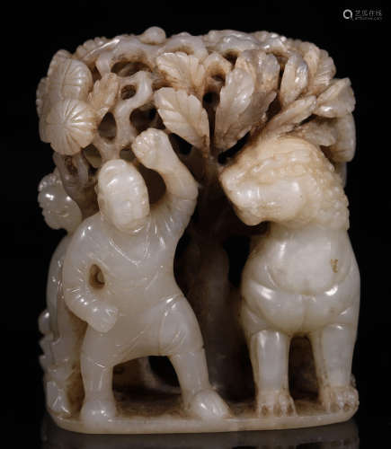 Yuan Dynastyy - Figure and Lion Censer Top