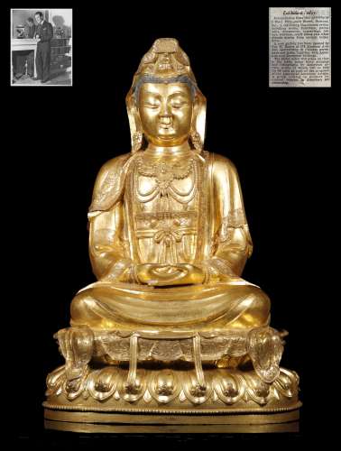 Ming Dynastyy - Gilt Sitting Avalokitesvara Statue
