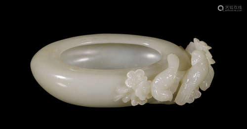 Qing Dynastyy - Bird Shape Hetian Jade Brush Wash