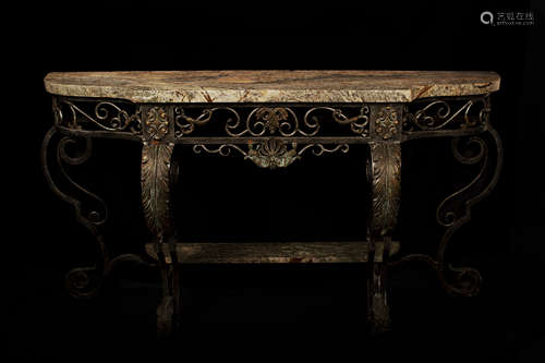 A COPPER GILT MARBLE CONSOLE TABLE雕銅鐵藝大理石壁台桌