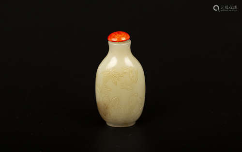 A WHITE JADE SNUFF BOTTLE白玉鼻煙壺