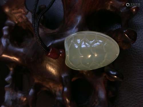 all natural xiuyan jade pendant