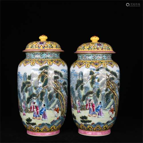 A Pair of Chinese Famille Rose Porcelain Covered Jars