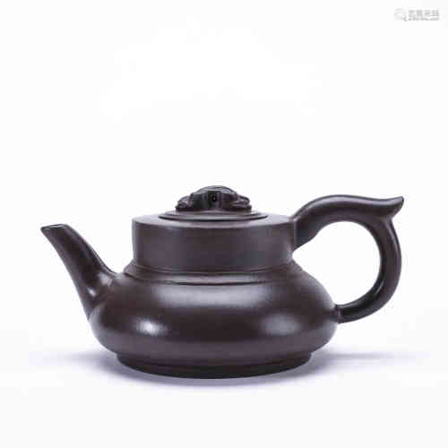 A Chinese Redwear Tea Pot,Zhou Guizhen Mark