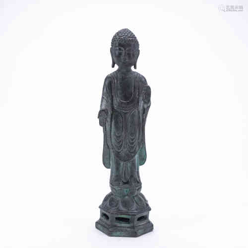 A Chinese Bronze Statue of Sakyamuni