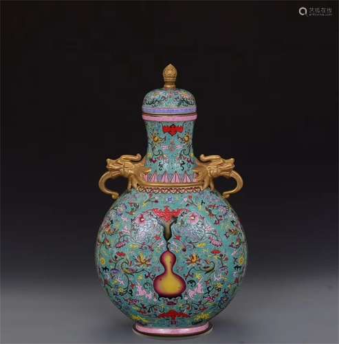 A Chinese Turquoise Ground Enamel Porcelain Flask