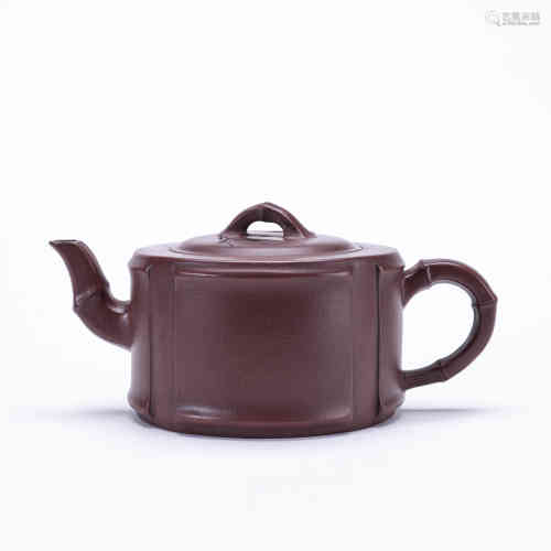 A Chinese Redwear Tea Pot