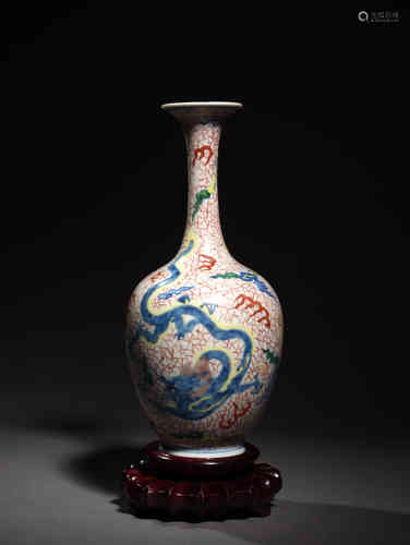 A Chinese Blue and White Porcelain Vase