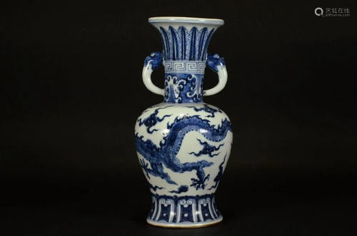 CHINESE BLUE AND WHITE DRAGON VASE