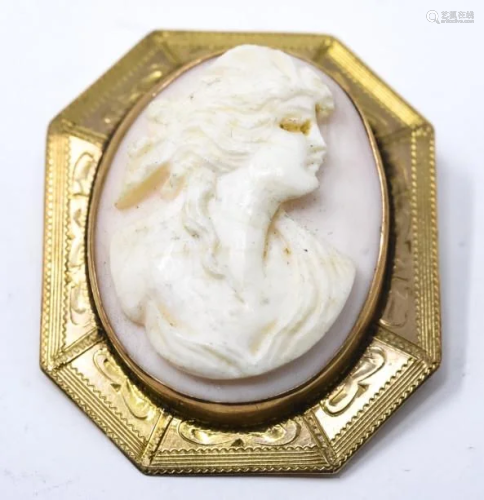 Estate 14kt Yellow Gold Carved Shell Cameo Pendant