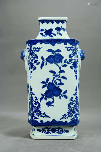 A Chinese Blue and White Porcelain Squared Vase
