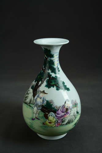 A Chinese Enamel Porcelain Yuhuchunping