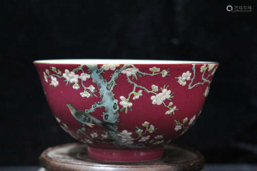 A Pair of Chinese Gilt Porcelain Bowls