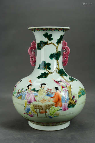 A Chinese Famille Rose Porcelain Double-eared Vase