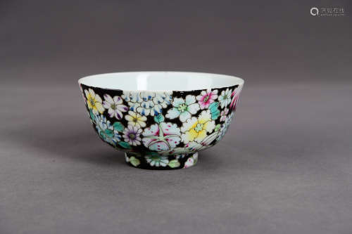 A Chinese Flower Patterned Porcelain Bowl