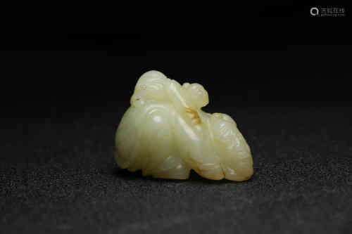 A Chinese Hetian Jade Hand-piece of Figure
