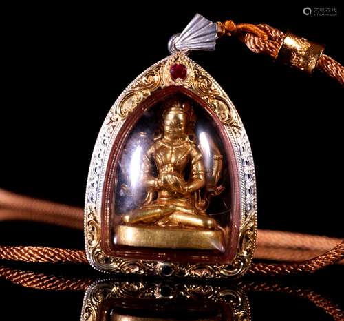 A Chinese Gilt Bronze Gau Box of Four-Armed Guanyin