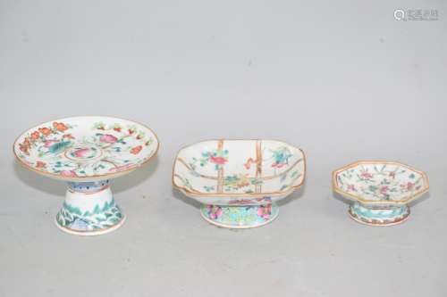 Late Qing Chinese Famille Rose Porcelain Plates