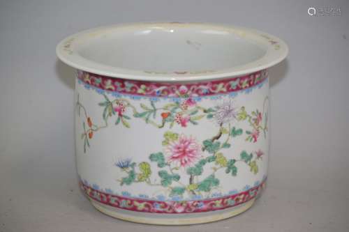 Late Qing Chinese Famille Rose Porcelain Flower Pot