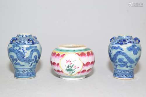 Qing Chinese B&W and Famille Rose Water Holders