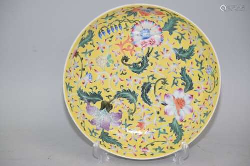 Qing Chinese Famille Rose Flowers Porcelain Plate