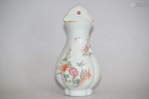 Qing Chinese Famille Rose Porcelain Hanging Vase