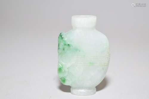 Qing Chinese Jadeite Carved Snuff Bottle